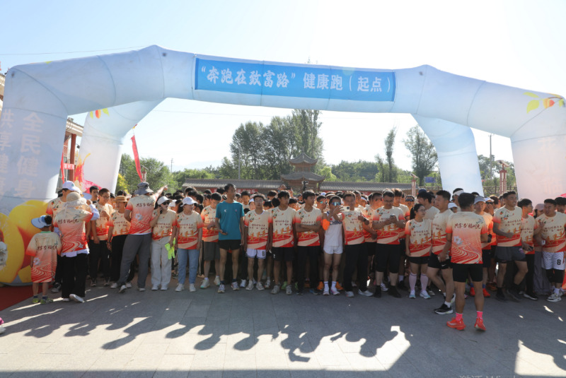 2a44f14d-0570-4982-b835-d3db48e1b66a_l.jpg